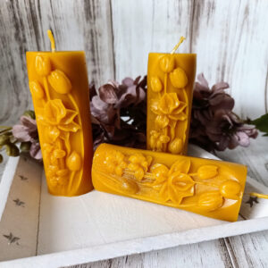 Walec ścięty z tulipanami